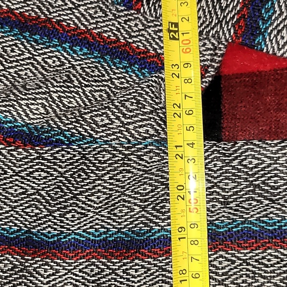 Vintage. Mexican Baja Hoodie. Knit.  Like-new. Size Medium - Picture 9 of 14